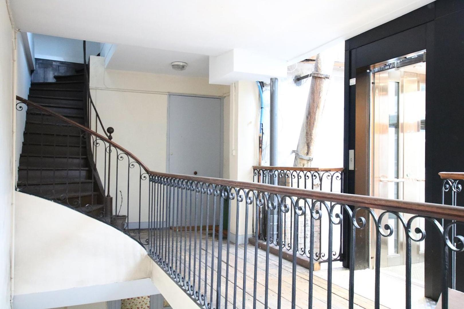 Guestready - Sunny Attic Apt Near Grand Theatre بوردو المظهر الخارجي الصورة